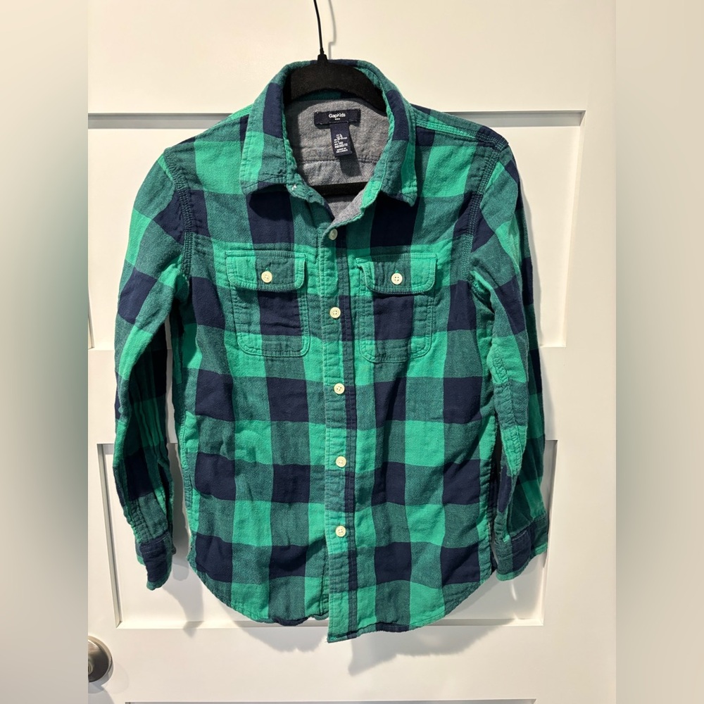 Gap kids navy and Green Flannel shirt Size kids Large.